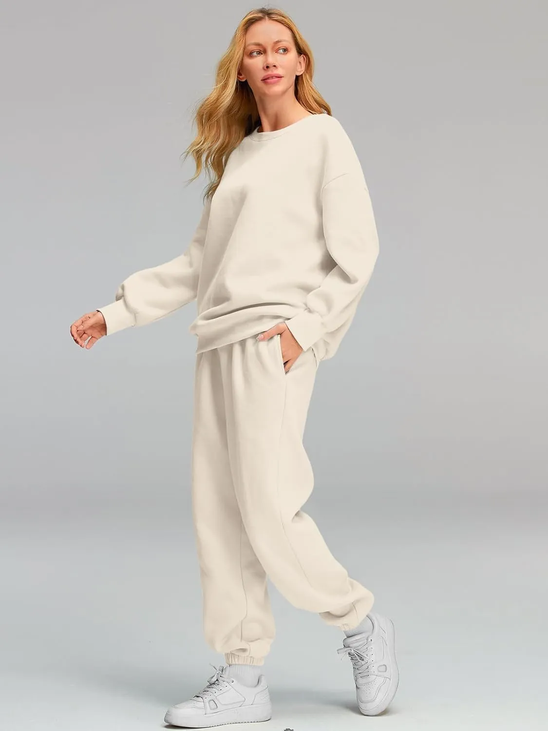 AUTOMET Womens 2 Piece Outfits Sweatsuit Oversized Sweatshirt Lounge Sets Baggy Sweatpants Fall Fashion with Pockets