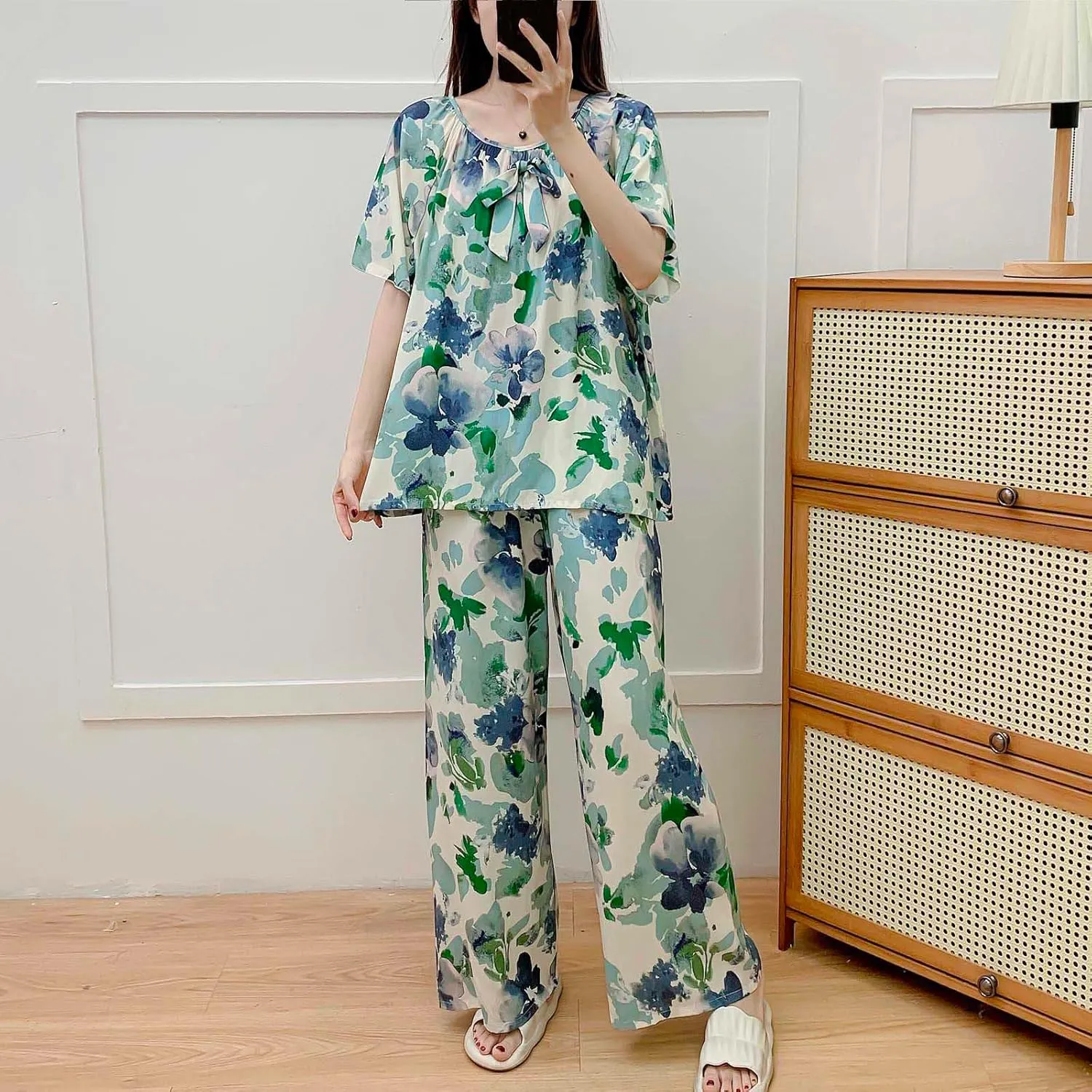 Cute Bow Tie Pajama Set for Women Loose Fit 2 Piece Lounge Outfit Fashion Print Short Sleeve T Shirt and Pants Sets