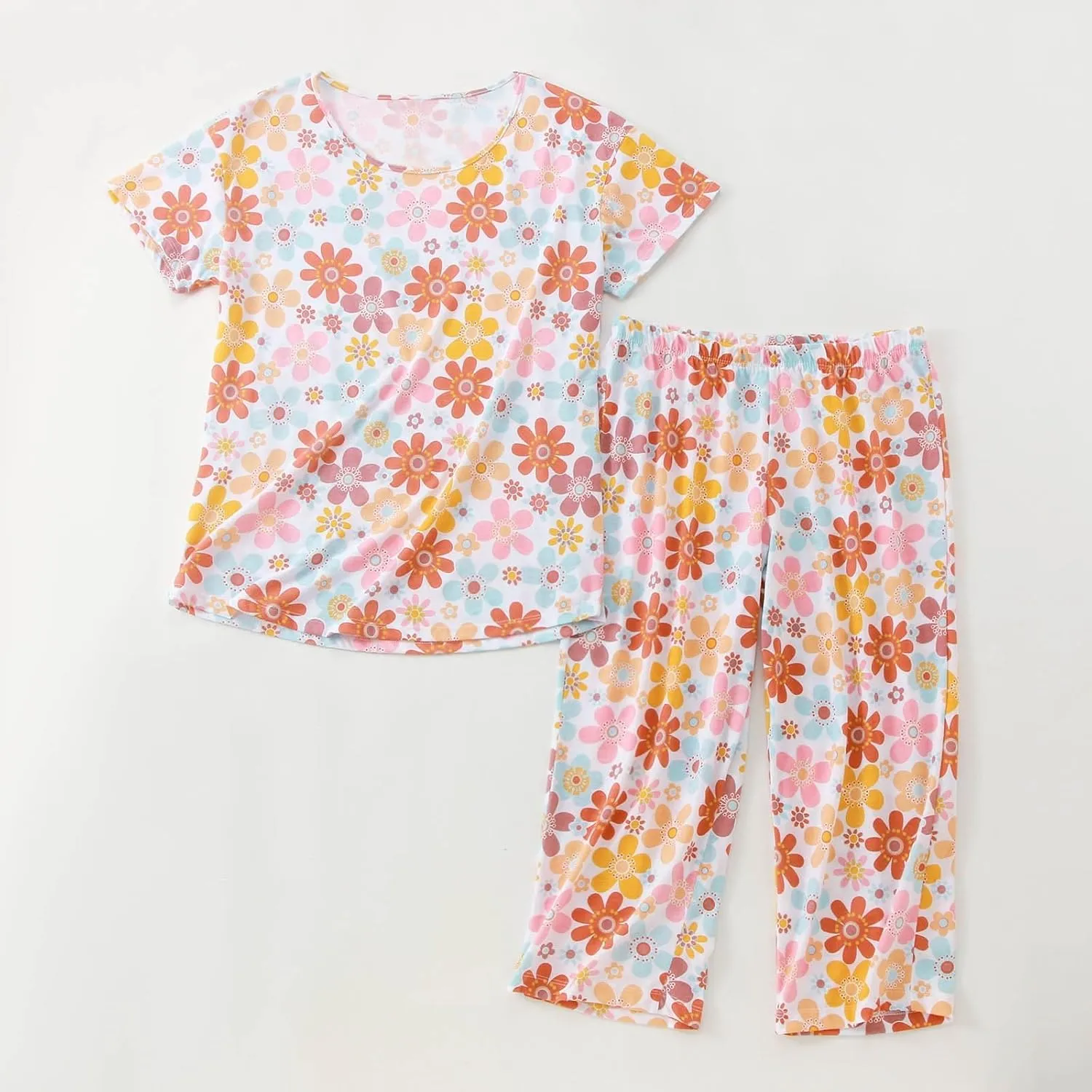 Cute Pajama Set for Women 2 Piece Print Lounge Set Soft Short Sleeve Pjs Capri Pants Sleepwear Casual Loungewear Set
