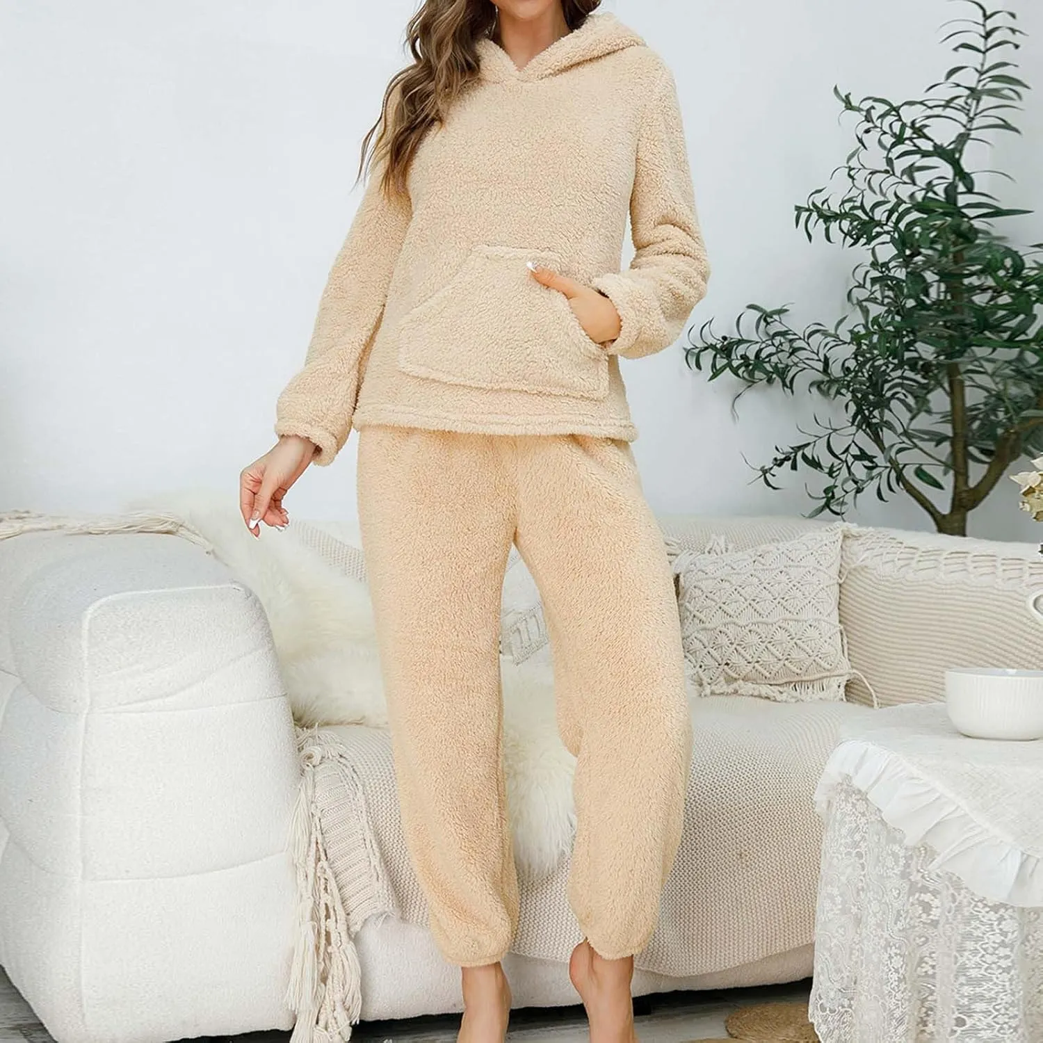 Pajama Sets for Women Winter Fuzzy Sleepwear Set Long Sleeve Zip Top and Jogger Pants Warm Lounge Sets with Hood