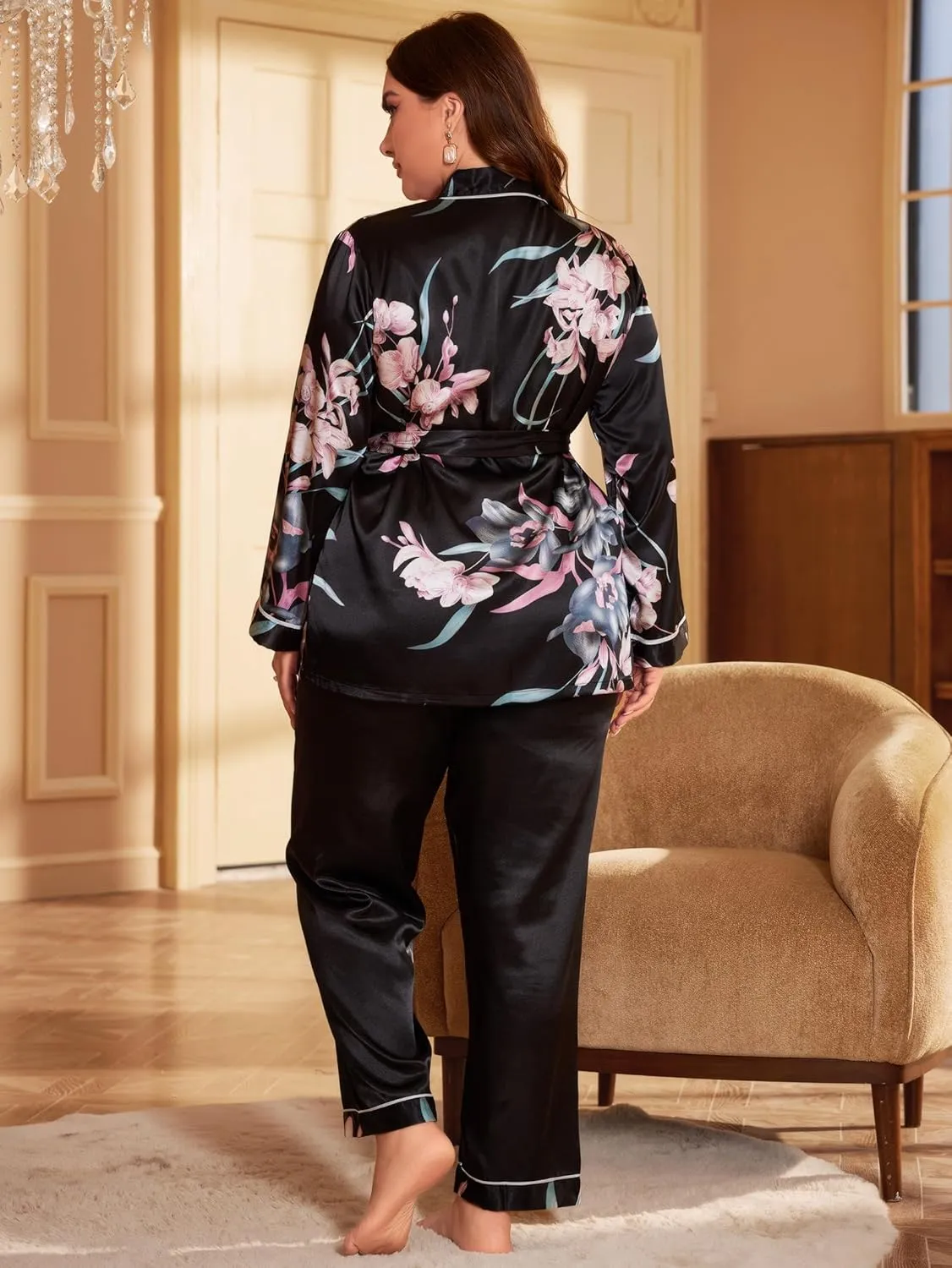 Plus Size Silk Pajamas Set For Women Satin Short Robes & Pants