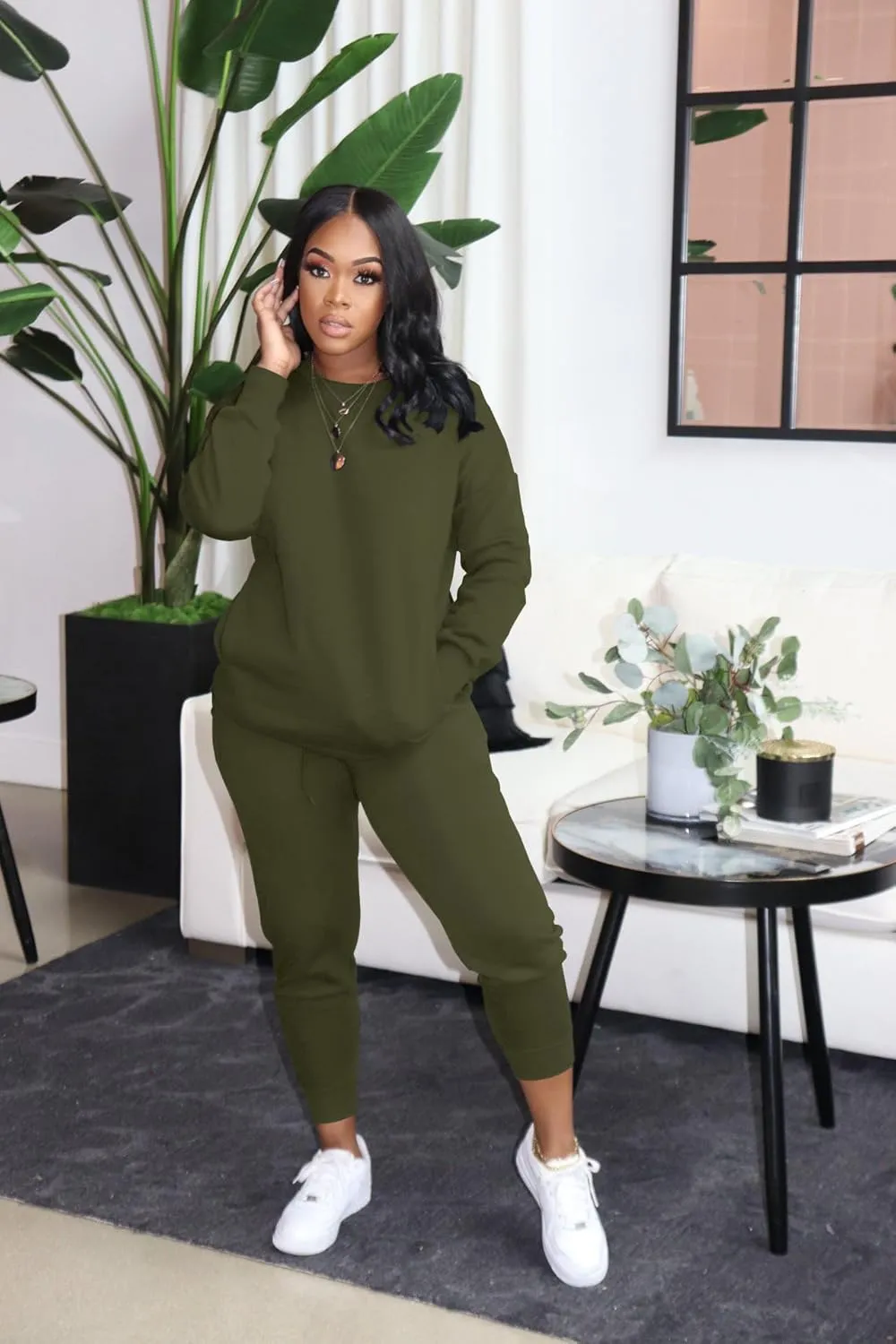 YeGine Womens 2 Piece Outfits Sweatsuits Casual Long Sleeve Jogger Tracksuits Lounge Sets With Pockets