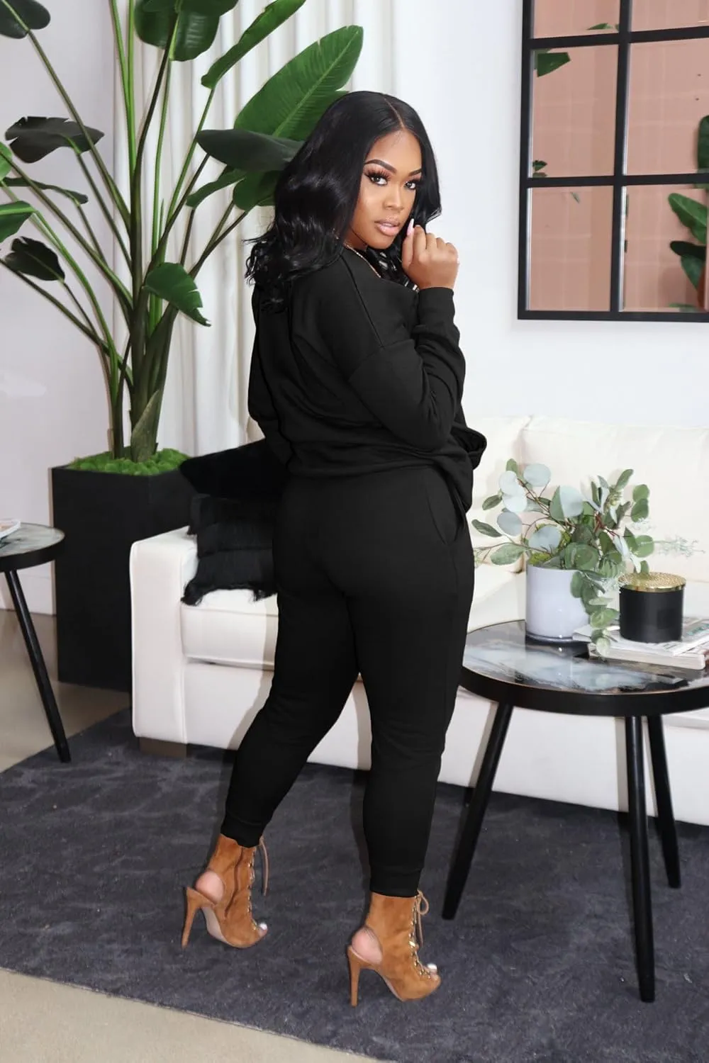 YeGine Womens 2 Piece Outfits Sweatsuits Casual Long Sleeve Jogger Tracksuits Lounge Sets With Pockets
